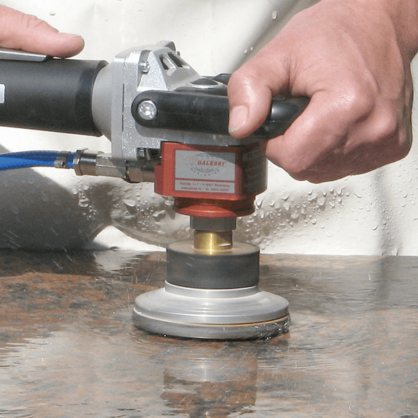 Air-Polifox-closup_in-use_stone-countertop_outside.jpg